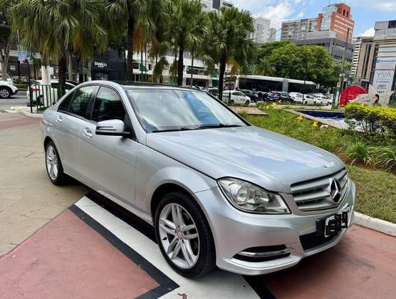 MERCEDES-BENZ C 180 1.8 CGI CLASSIC 16V TURBO GASOLINA 4P AUTOMÁTICO MERCEDES-BENZ C 180 1.8 CGI CLASSIC 16V TURBO GASOLINA 4P AUTOMÁTICO